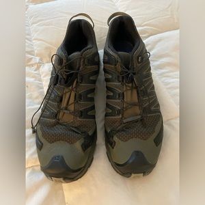 Salomon Train Running Hiking shoes Size 11